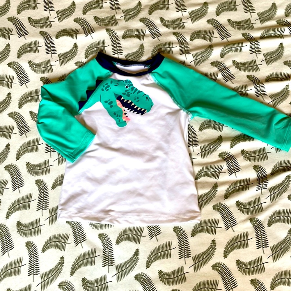 🦖Long sleeve rash guard 12M